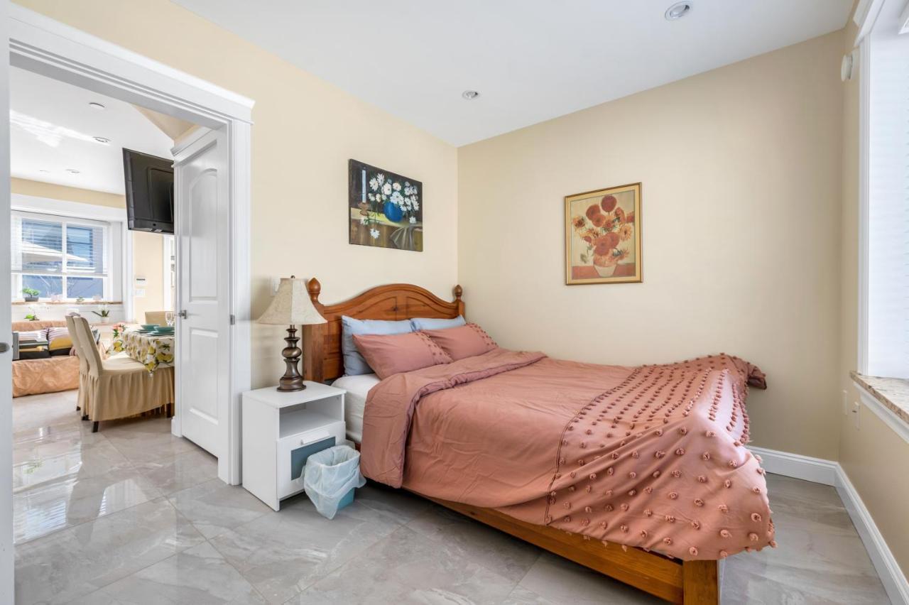Three Bedrooms Brand New Laneway House Near Public Transit Vancouver Exterior foto